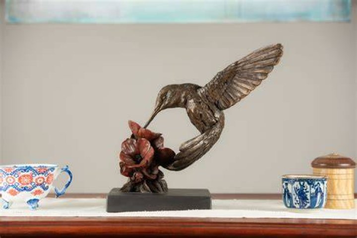 How much do bronze statues cost